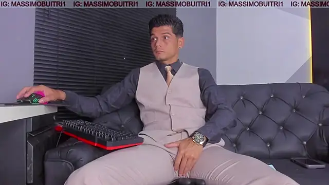 massimo g online show from June 18, 2026, 1:17 am