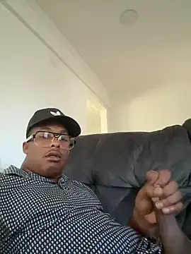 Snapshot of cumwithus1903 chatting on January 16, 2025, 9:30 pm cumwithus1903 online show from January 16, 2025, 9:30 pm