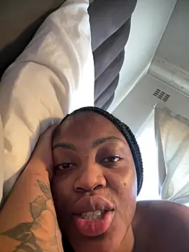 BedroomBullyX5 online show from February 9, 2026, 6:39 am