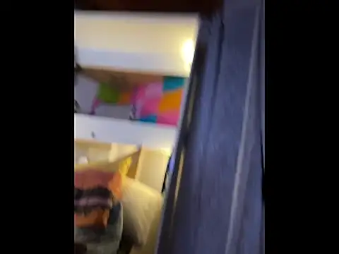 Helly069 online show from November 6, 2025, 8:15 am