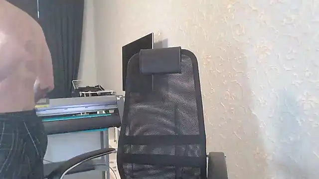 Snapshot of Marselle_Laker chatting on February 5, 2025, 6:13 am Marselle Laker online show from February 5, 2025, 6:13 am