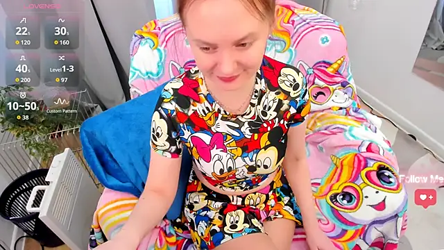 JannaVerdi  online show from April 2, 2026, 6:33 am