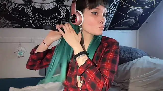 FRRANNKIE online show from February 1, 2025, 12:05 pm