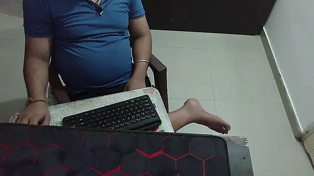 rentarob online show from April 16, 2026, 11:44 am