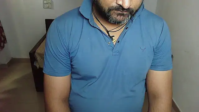 rentarob online show from April 18, 2026, 10:52 am