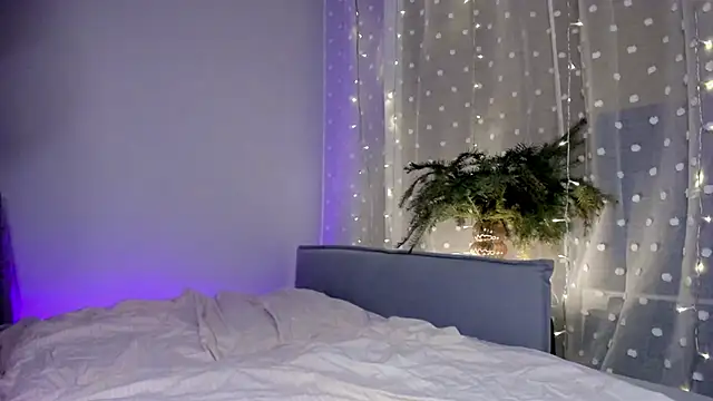 lina stones online show from November 27, 2025, 12:51 pm