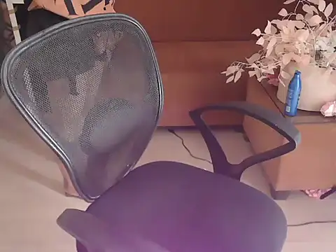 shivi moto online show from November 3, 2025, 5:31 am