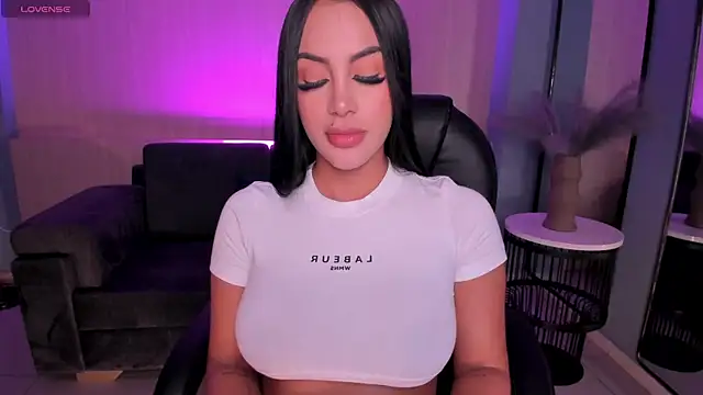 MileyCruz  online show from February 13, 2025, 3:50 am