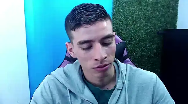 Snapshot of DEIBY_BABY chatting on December 3, 2024, 10:18 pm DEIBY BABY online show from December 3, 2024, 10:18 pm