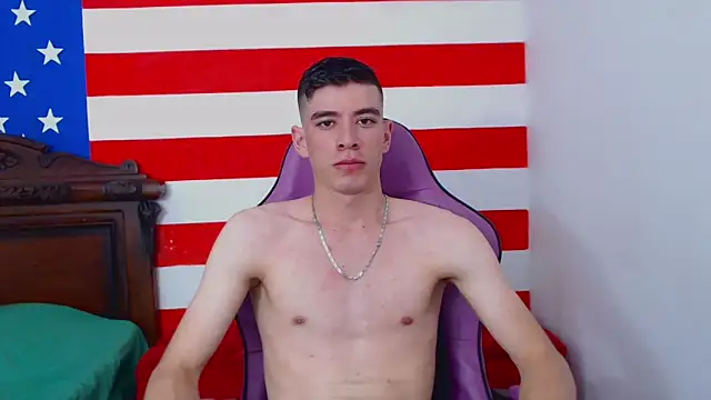 Snapshot of DEIBY_BABY chatting on December 4, 2024, 7:23 pm DEIBY BABY online show from December 4, 2024, 7:23 pm