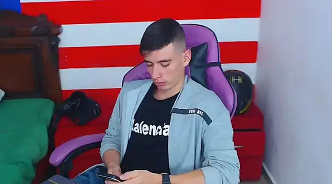 Snapshot of DEIBY_BABY chatting on December 6, 2024, 2:02 am DEIBY BABY online show from December 6, 2024, 2:02 am