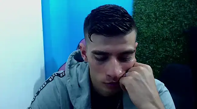 Snapshot of DEIBY_BABY chatting on December 7, 2024, 6:15 pm DEIBY BABY online show from December 7, 2024, 6:15 pm