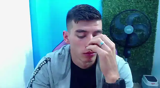 Snapshot of DEIBY_BABY chatting on December 27, 2024, 4:47 am DEIBY BABY online show from December 27, 2024, 4:47 am