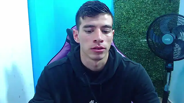 Snapshot of DEIBY_BABY chatting on January 7, 2025, 11:45 pm DEIBY BABY online show from January 7, 2025, 11:45 pm