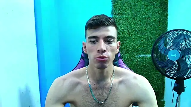 Snapshot of DEIBY_BABY chatting on January 14, 2025, 11:58 pm DEIBY BABY online show from January 14, 2025, 11:58 pm