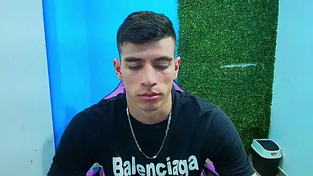 Snapshot of DEIBY_BABY chatting on January 18, 2025, 12:57 am DEIBY BABY online show from January 18, 2025, 12:57 am