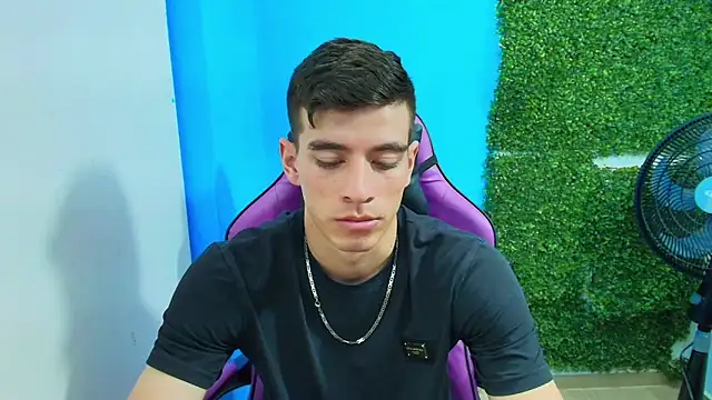 Snapshot of DEIBY_BABY chatting on January 24, 2025, 4:48 am DEIBY BABY online show from January 24, 2025, 4:48 am