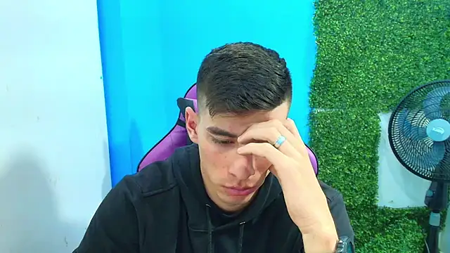 Snapshot of DEIBY_BABY chatting on January 28, 2025, 4:08 am DEIBY BABY online show from January 28, 2025, 4:08 am