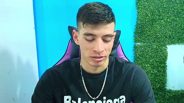 Snapshot of DEIBY_BABY chatting on January 29, 2025, 11:04 pm DEIBY BABY online show from January 29, 2025, 11:04 pm