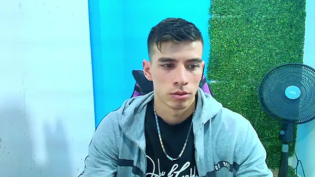 Snapshot of DEIBY_BABY chatting on January 31, 2025, 8:54 pm DEIBY BABY online show from January 31, 2025, 8:54 pm