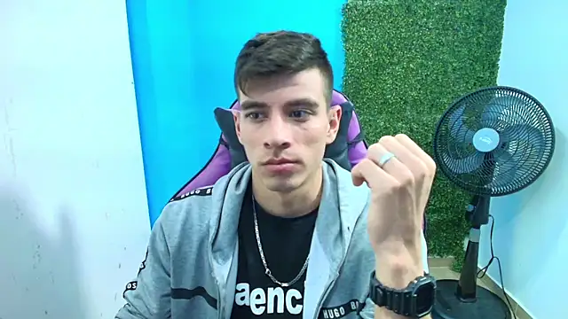 Snapshot of DEIBY_BABY chatting on February 6, 2025, 3:06 am DEIBY BABY online show from February 6, 2025, 3:06 am