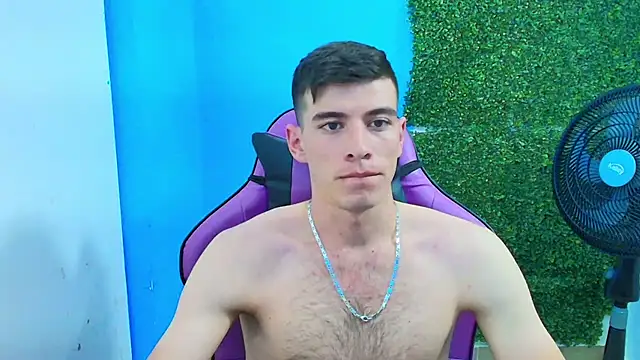 Snapshot of DEIBY_BABY chatting on February 16, 2025, 2:20 am DEIBY BABY online show from February 16, 2025, 2:20 am