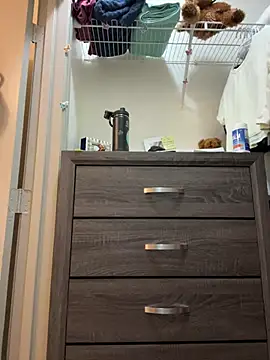 Natur4lBeautyb33 online show from December 11, 2024, 4:20 pm