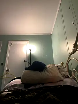 Snapshot of DominiqueX0 chatting on November 16, 2025, 7:14 am DominiqueX0 online show from November 16, 2025, 7:14 am