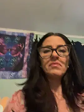 Snapshot of DominiqueX0 chatting on November 21, 2025, 6:06 pm DominiqueX0 online show from November 21, 2025, 6:06 pm