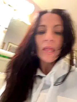 Snapshot of DominiqueX0 chatting on December 21, 2025, 6:20 am DominiqueX0 online show from December 21, 2025, 6:20 am