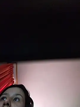 LissaThompsom online show from April 24, 2026, 12:07 pm