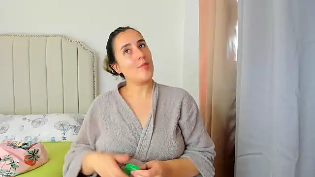 Hanna86 online show from March 28, 2026, 4:06 pm