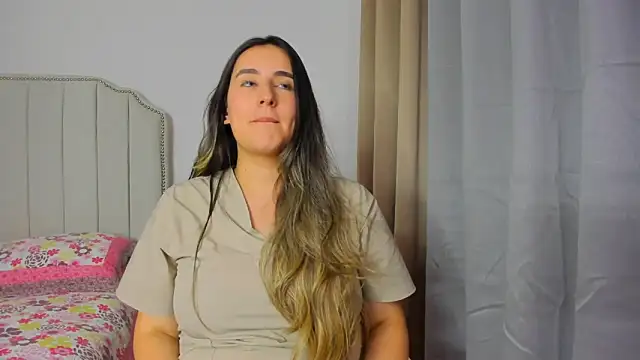 Hanna86 online show from April 10, 2026, 1:22 am