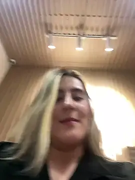 Hanna86 online show from May 14, 2026, 5:42 pm