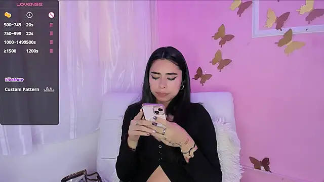 Snapshot of AmyOlimpo chatting on January 15, 2025, 8:58 pm AmyOlimpo online show from January 15, 2025, 8:58 pm