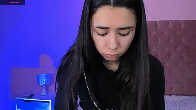 Snapshot of AmyOlimpo chatting on January 27, 2025, 8:40 am AmyOlimpo online show from January 27, 2025, 8:40 am