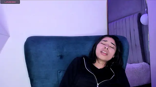 Snapshot of AmyOlimpo chatting on January 28, 2025, 4:39 am AmyOlimpo online show from January 28, 2025, 4:39 am