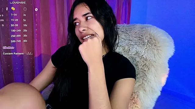 Snapshot of AmyOlimpo chatting on September 16, 2025, 12:00 am AmyOlimpo online show from September 16, 2025, 12:00 am