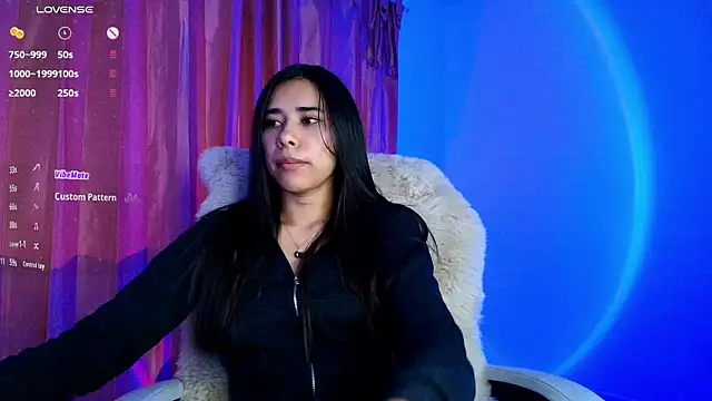 Snapshot of AmyOlimpo chatting on September 19, 2025, 11:00 am AmyOlimpo online show from September 19, 2025, 11:00 am