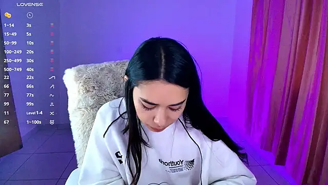 Snapshot of AmyOlimpo chatting on October 4, 2025, 3:48 am AmyOlimpo online show from October 4, 2025, 3:48 am