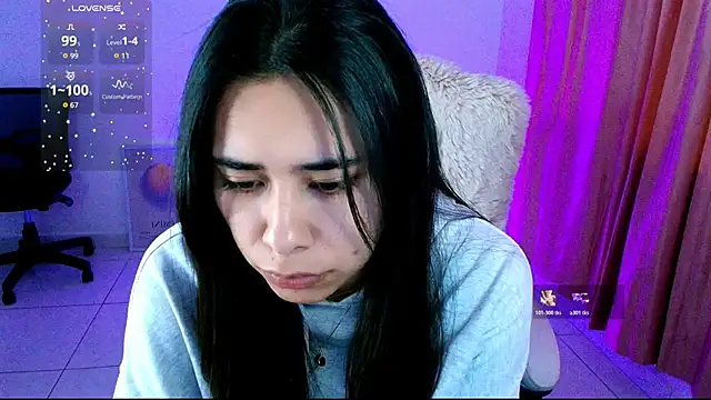 Snapshot of AmyOlimpo chatting on November 21, 2025, 5:28 am AmyOlimpo online show from November 21, 2025, 5:28 am