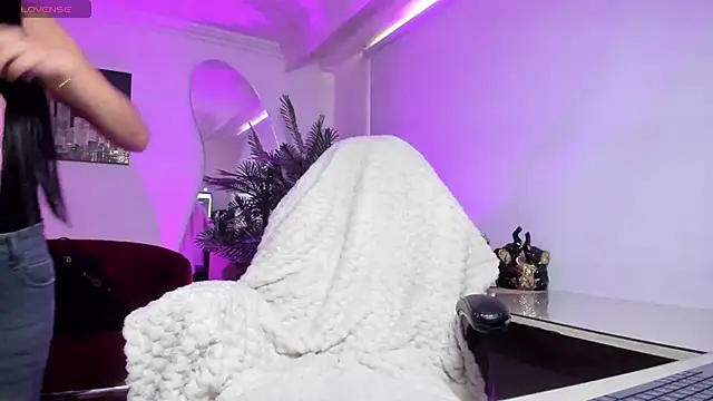 NebetColin online show from October 8, 2025, 7:11 pm