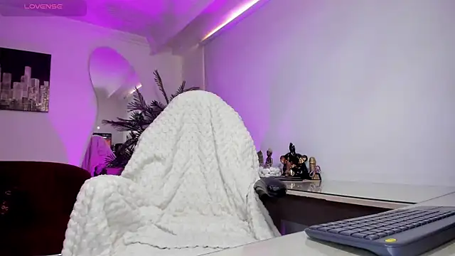 NebetColin online show from October 30, 2025, 7:14 pm