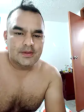 Snapshot of Angeelus2 chatting on December 24, 2024, 7:55 pm Angeelus2 online show from December 24, 2024, 7:55 pm