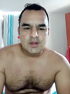 Snapshot of Angeelus2 chatting on January 4, 2025, 7:34 pm Angeelus2 online show from January 4, 2025, 7:34 pm