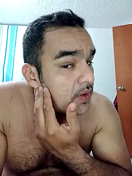 Snapshot of Angeelus2 chatting on January 11, 2025, 11:24 pm Angeelus2 online show from January 11, 2025, 11:24 pm