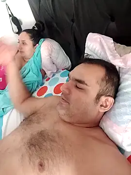 Snapshot of Angeelus2 chatting on January 14, 2025, 4:29 pm Angeelus2 online show from January 14, 2025, 4:29 pm