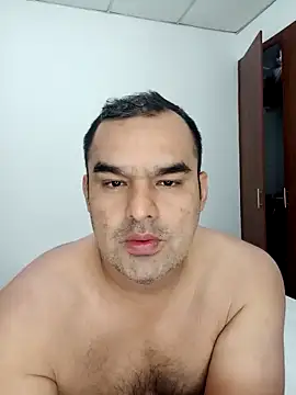 Snapshot of Angeelus2 chatting on September 28, 2025, 4:01 pm Angeelus2 online show from September 28, 2025, 4:01 pm