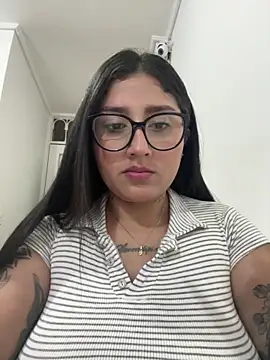 croftsmila online show from October 30, 2025, 9:48 pm