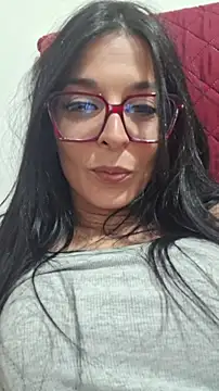 patatinahot87 online show from May 22, 2026, 3:06 pm